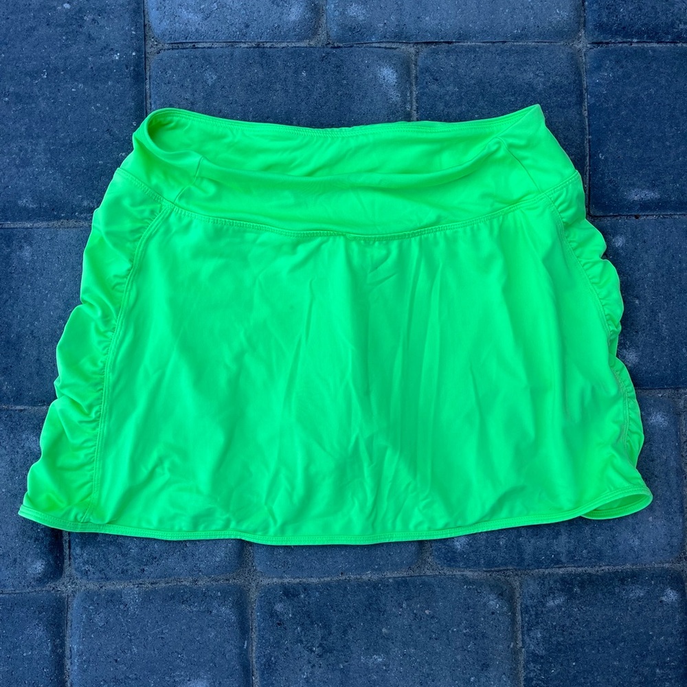 Super cute neon green running skort